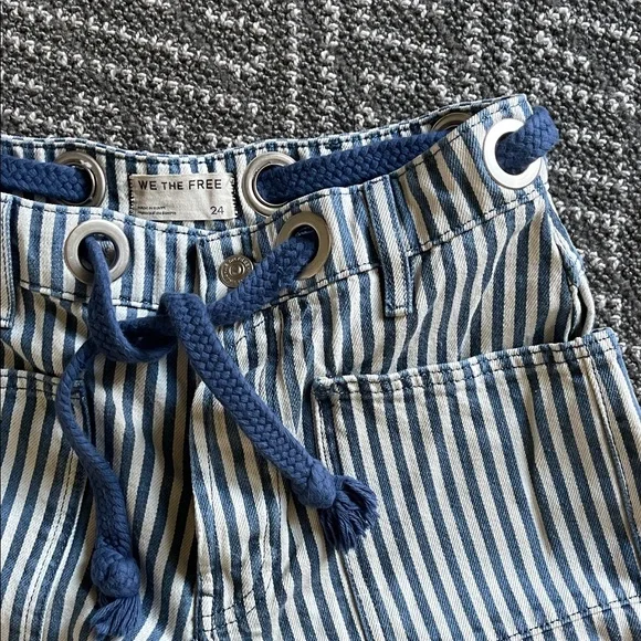 We The Free Moxie Railroad Low-Slung Jeans - Picture 3 of 6